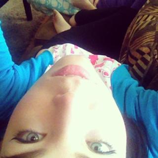 Suzy Berhow feet photo thumbnail