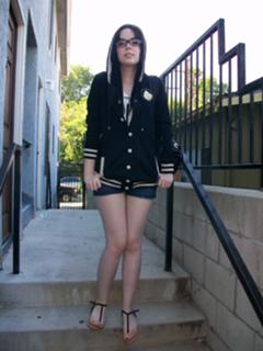 Suzy Berhow feet photo thumbnail