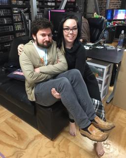 Suzy Berhow feet photo thumbnail