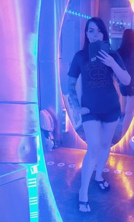 Suzy Berhow feet photo thumbnail