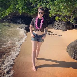 Suzy Berhow feet photo thumbnail