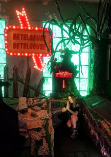 Suzy Berhow feet photo thumbnail