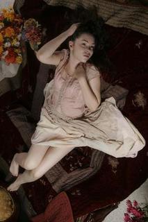 Suzy Berhow feet photo thumbnail