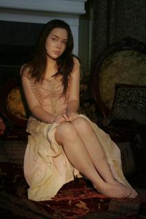 Suzy Berhow feet photo thumbnail