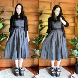 Suzy Berhow feet photo thumbnail