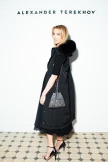 Svetlana Bondarchuk feet photo 10