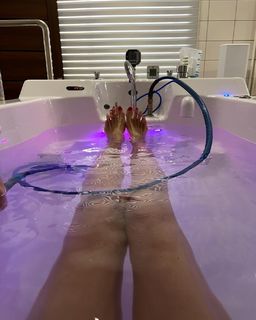 Svetlana Bondarchuk feet photo 9