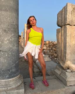 Svetlana Bondarchuk feet photo 7