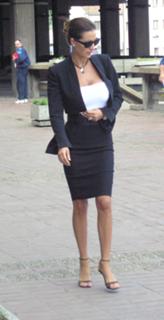 Svetlana-Ceca Raznatovic feet photo thumbnail