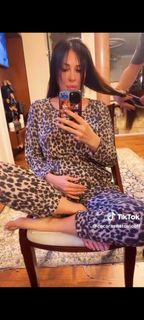 Svetlana-Ceca Raznatovic feet photo thumbnail