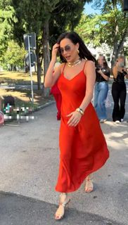 Svetlana-Ceca Raznatovic feet photo thumbnail