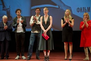 Svetlana Khodchenkova feet photo thumbnail