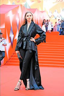 Svetlana Khodchenkova feet photo thumbnail