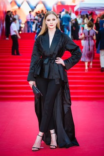 Svetlana Khodchenkova feet photo thumbnail