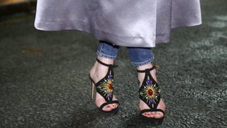 Svetlana Khodchenkova feet photo thumbnail