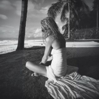 Svetlana Khodchenkova feet photo thumbnail