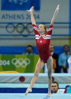 Svetlana Khorkina feet photo 12