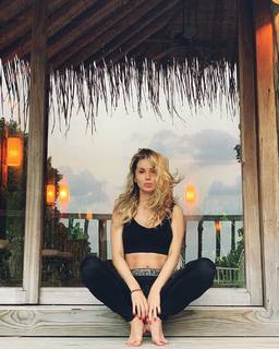Svetlana Loboda feet photo 15