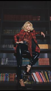 Svetlana Loboda feet photo 3