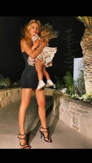 Svetlana Loboda feet photo 1