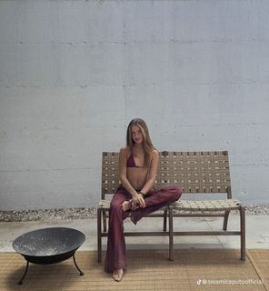 Swami Caputo feet photo 19
