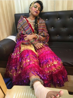 Swara Bhaskar feet photo 7