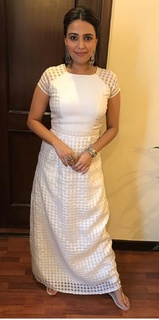 Swara Bhaskar feet photo 19