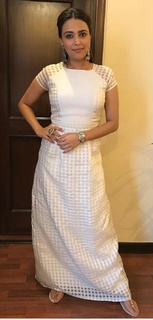 Swara Bhaskar feet photo 18