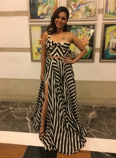 Swara Bhaskar feet photo 5