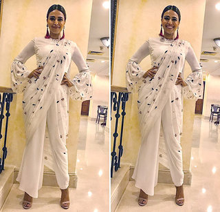 Swara Bhaskar feet photo 10