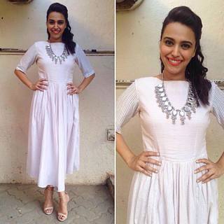 Swara Bhaskar feet photo 2