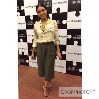 Swara Bhaskar feet photo 13