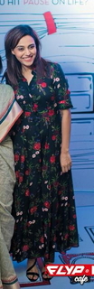 Swara Bhaskar feet photo 1