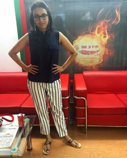 Swara Bhaskar feet photo 17