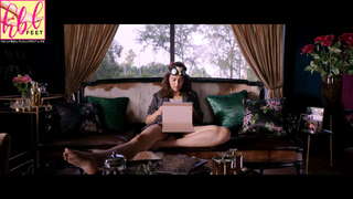 Swara Bhaskar feet photo 16