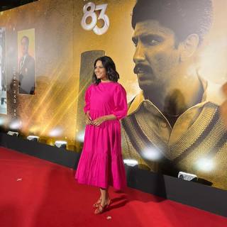 Swara Bhaskar feet photo 3