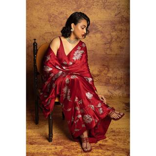 Swara Bhaskar feet photo 16