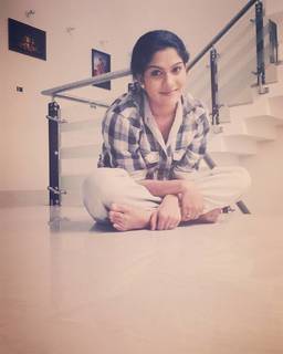 Swasika feet photo 10
