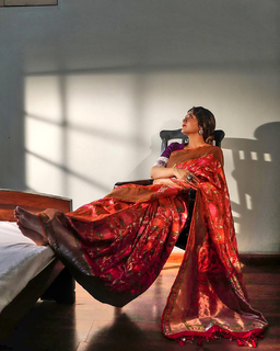 Swastika Mukherjee feet photo 7