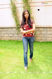 Swathi Reddy feet photo 14