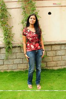 Swathi Reddy feet photo 10