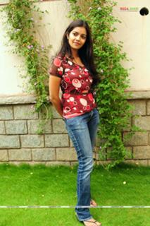 Swathi Reddy feet photo 3