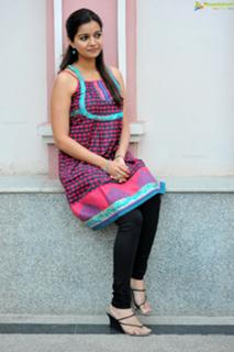Swathi Reddy feet photo 3