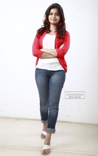 Swathi Reddy feet photo 14