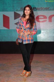 Swathi Reddy feet photo 9