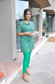 Swathi Reddy feet photo 9