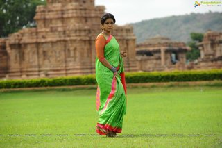 Swathi Reddy feet photo 10