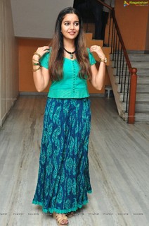 Swathi Reddy feet photo 5
