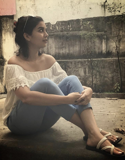 Swathi Reddy feet photo 17