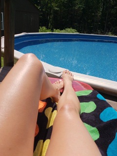 SweeetTails feet photo 4